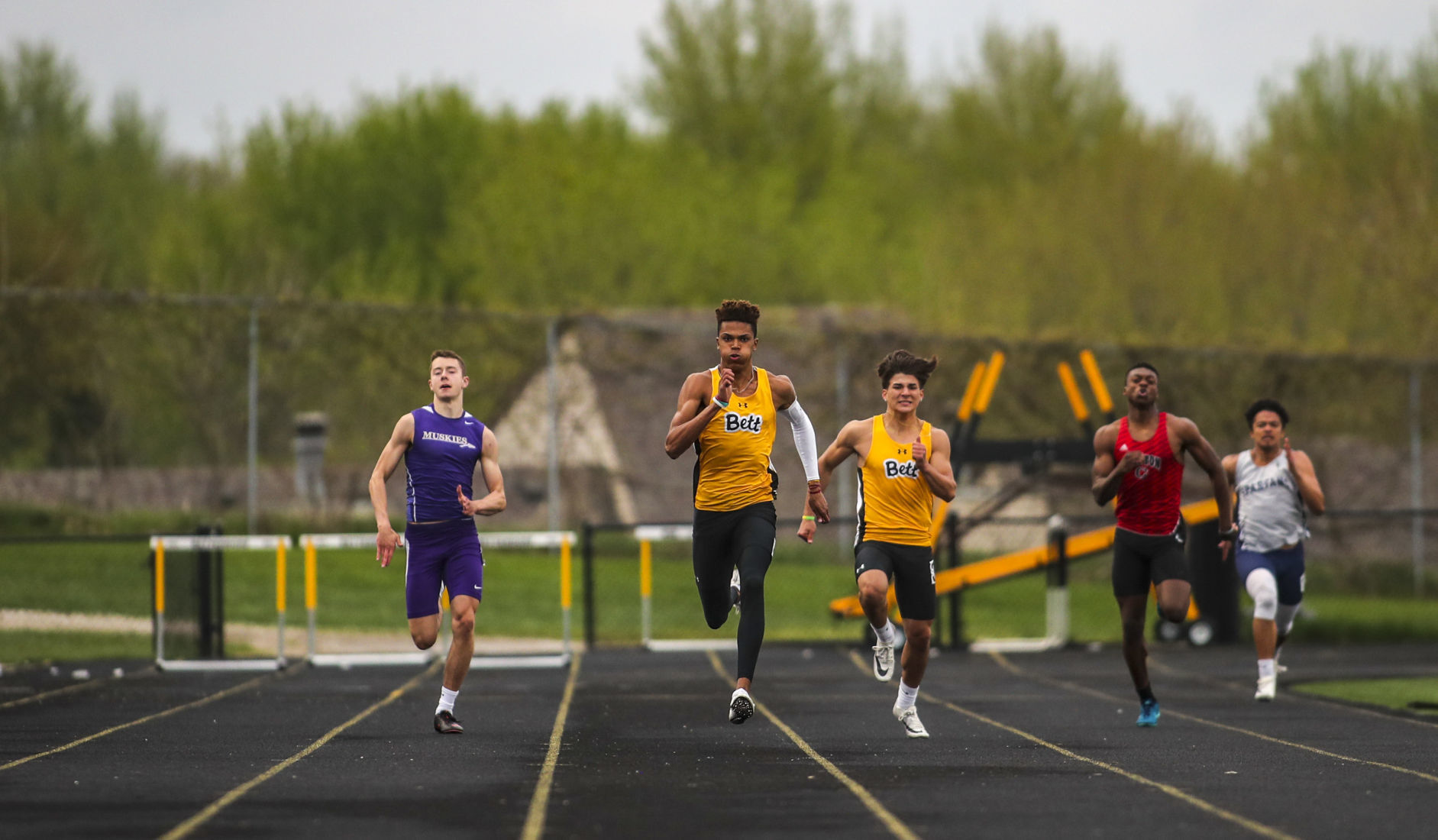 050219-qct-spt-mac-boys-track-018